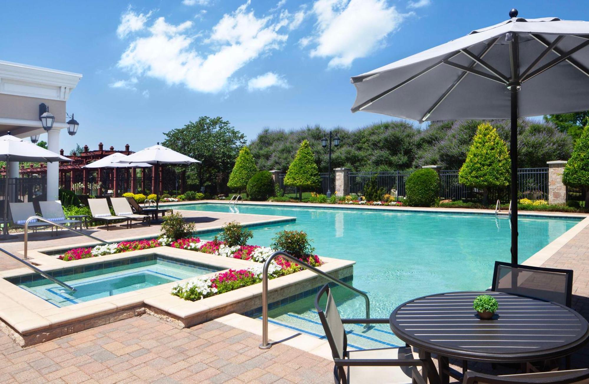 Hilton Dallas Southlake Town Square Екстериор снимка